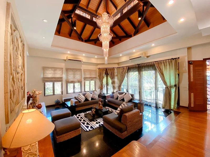 5 Bed Bungalow (Landed) for Sale in  Serangoon Garden Estate - Image 3