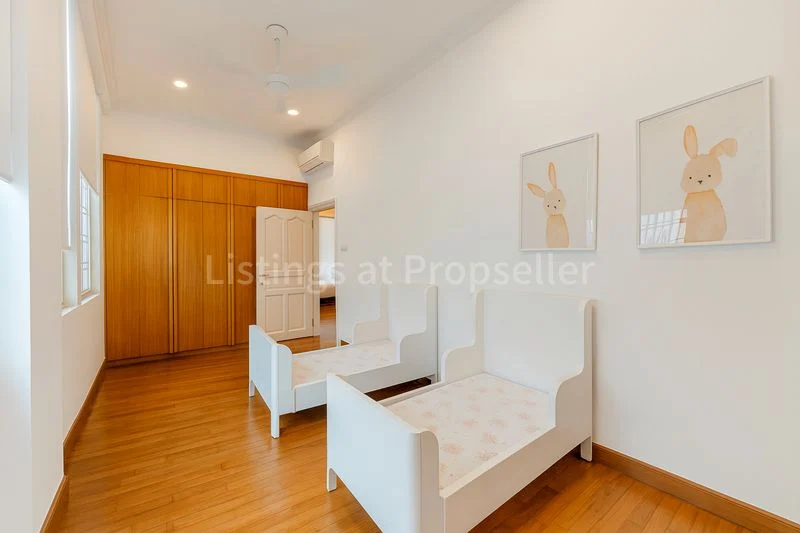 4+1 Bed Semi-Detached House (Landed) for Sale in University Park - Image 9