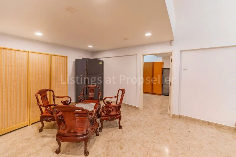 4+1 Bed Semi-Detached House (Landed) for Sale in University Park - Image 10