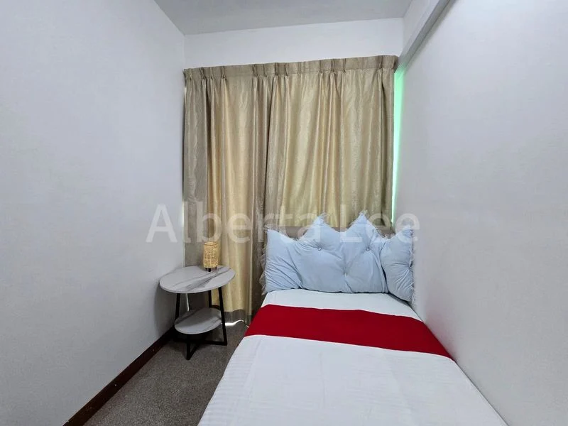 Common Room (Condo) for Rent in Papillon - Image 3