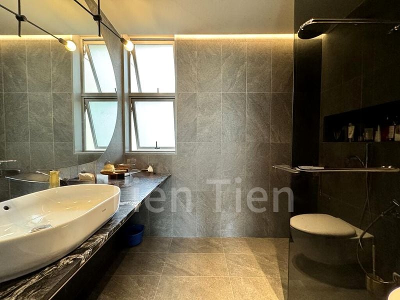 3 Bed Apartment (Condo) for Rent in  The Waterina - Image 7