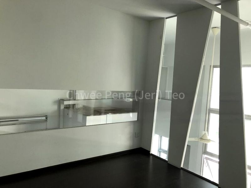 Light Industrial (B1) for Rent: Frontier - 1,200 Sq Ft Shop, Street 12, Al Quoz - Image 11