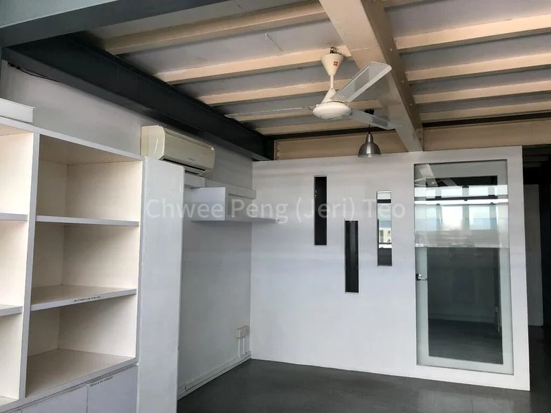 Light Industrial (B1) for Rent: Frontier - 1,200 Sq Ft Shop, Street 12, Al Quoz - Image 17