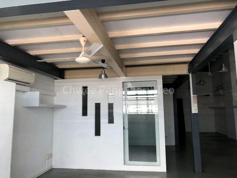 Light Industrial (B1) for Rent: Frontier - 1,200 Sq Ft Shop, Street 12, Al Quoz - Image 14