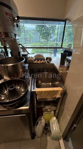 Food & Beverage for Rent: SBF Center - Image 7