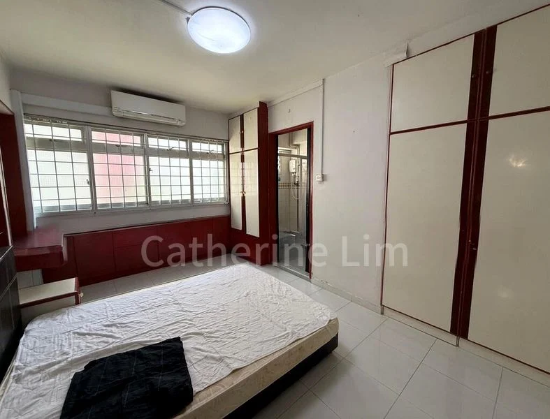 5 Room (5I) HDB for Rent in  517 Pasir Ris Street 52 - Image 4