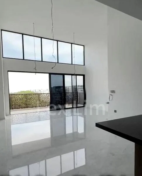 4 Bed Condo for Sale in  Sceneca Residence / Sceneca Square - Image 11