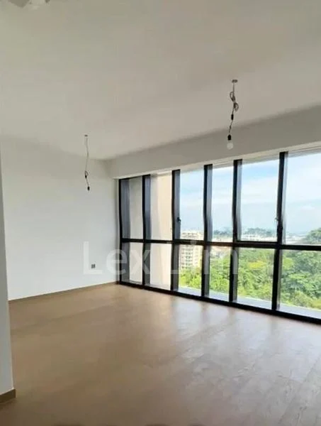 4 Bed Condo for Sale in  Sceneca Residence / Sceneca Square - Image 10