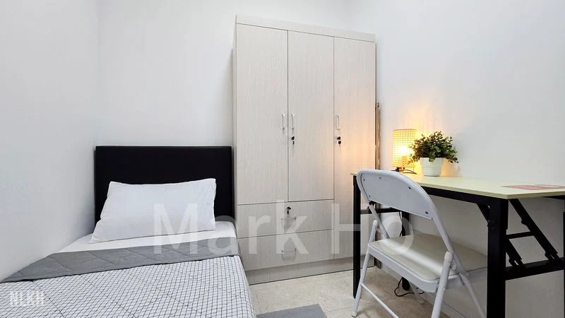 Common Room (Condo) for Rent in  Lakeholmz - Image 2