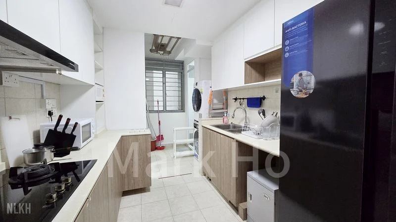 Common Room (Condo) for Rent in  Lakeholmz - Image 9