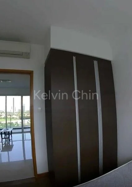 3 Bed Condo for Sale in  The Parc Condominium - Image 8