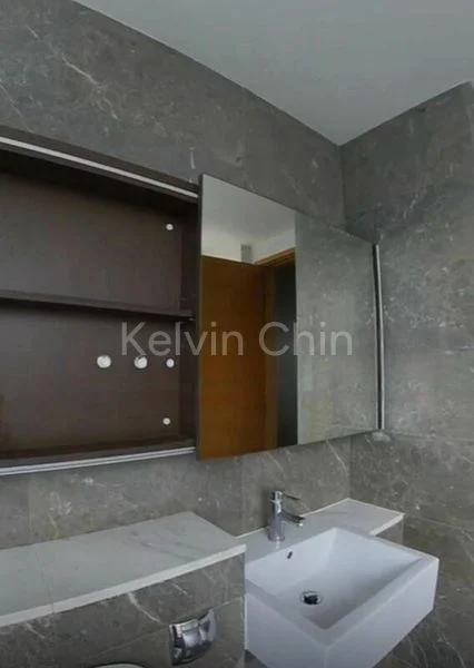 3 Bed Condo for Sale in  The Parc Condominium - Image 10