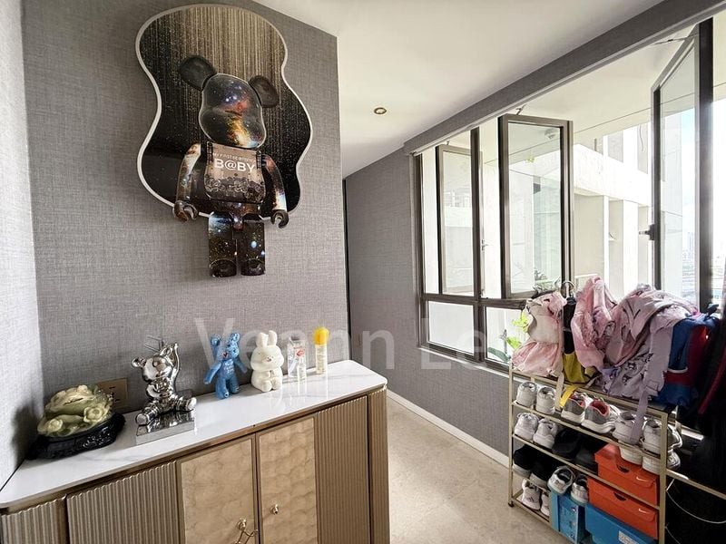 3 Bed Condo for Sale in  The Tre Ver - Image 5