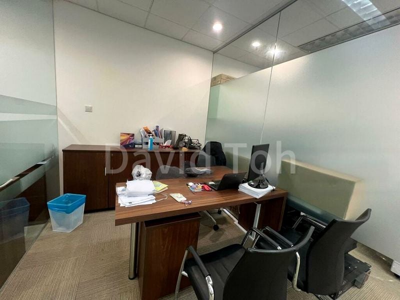 Office for Rent: Suntec City Tower - Image 1