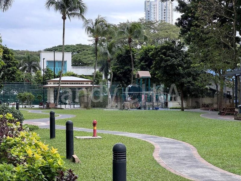 4 Bed Condo for Rent in  Trellis Towers - Image 18