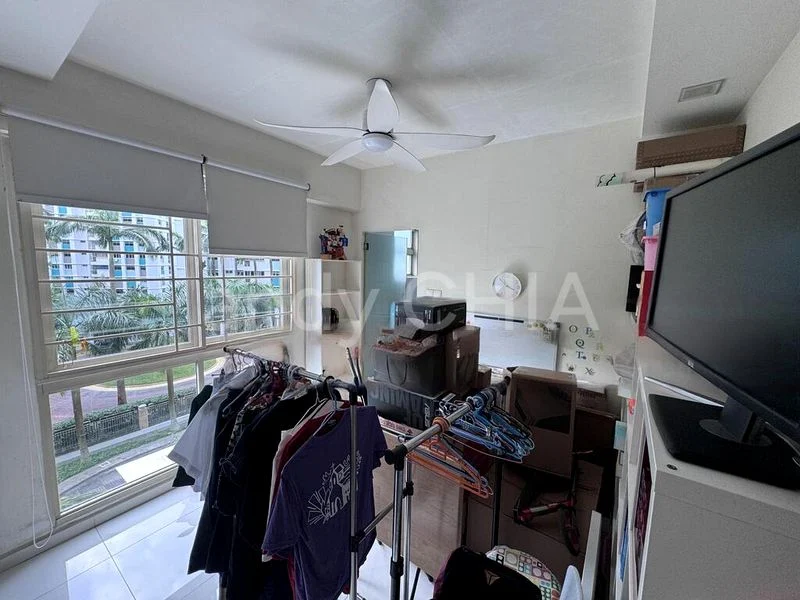 4 Bed Condo for Rent in  Trellis Towers - Image 8