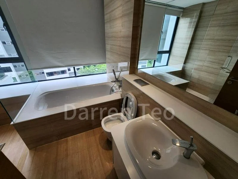 4 Bed Condo for Rent in Treasure On Balmoral - Image 5