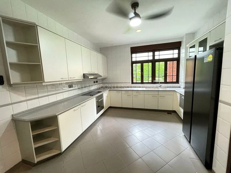 5 Bed Bungalow (Landed) for Rent in  Leedon Road - Image 4