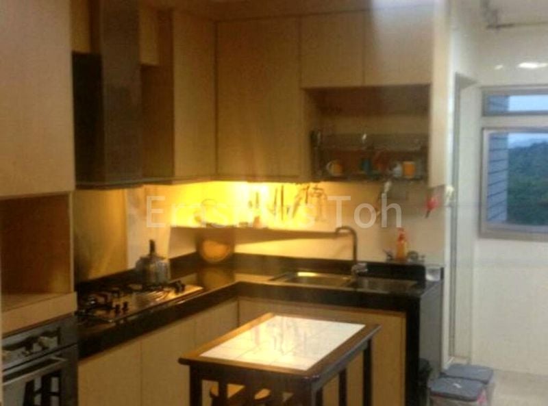 Executive HDB for Rent in 238 Pasir Ris Street 21 - Image 3