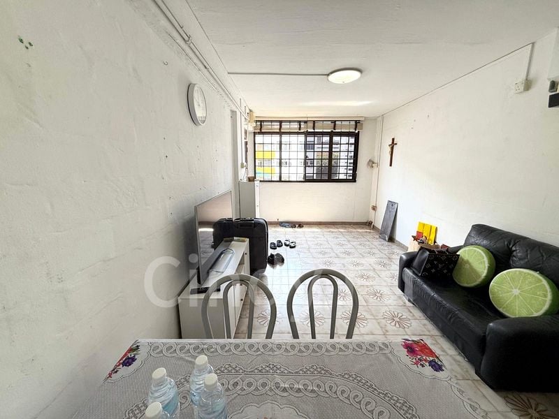 3 Room (3I) HDB for Sale in  18 Eunos Crescent - Image 1