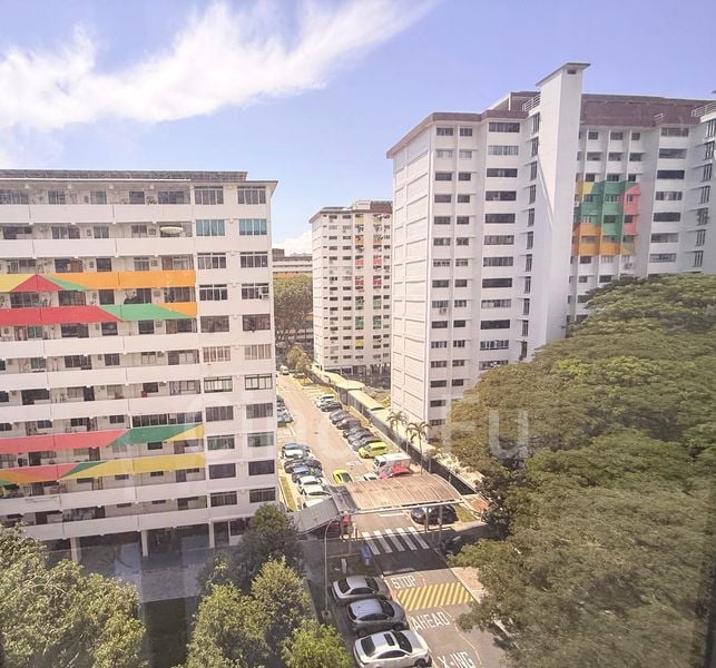 3 Room (3I) HDB for Sale in  18 Eunos Crescent - Image 3