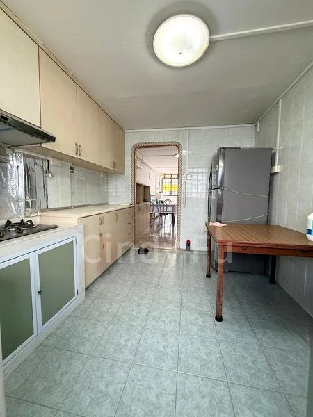 3 Room (3I) HDB for Sale in  18 Eunos Crescent - Image 2