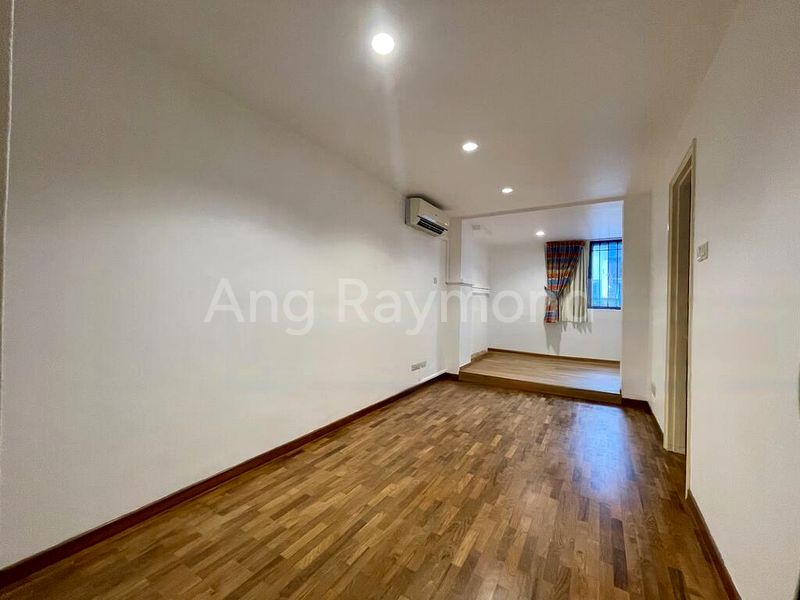6 Bed Terraced House (Landed) for Rent in  Savoy Park - Image 8