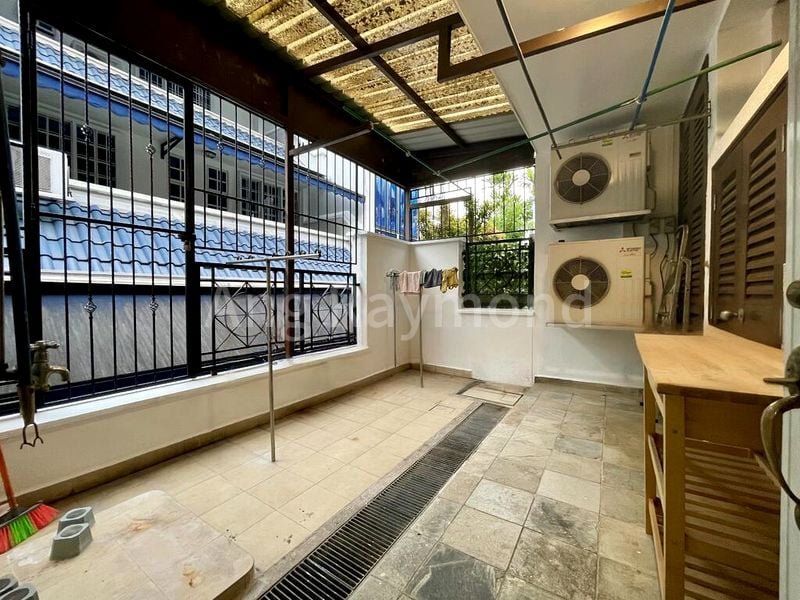 6 Bed Terraced House (Landed) for Rent in  Savoy Park - Image 5