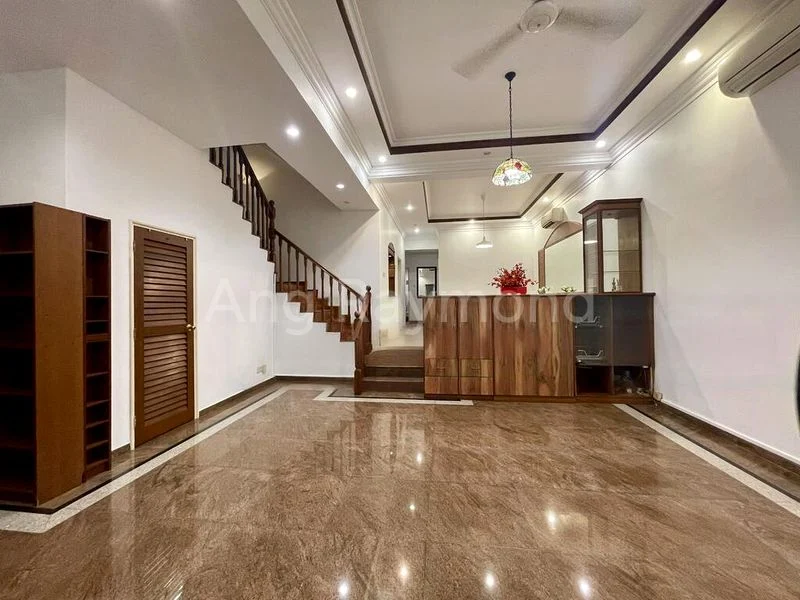 6 Bed Terraced House (Landed) for Rent in  Savoy Park - Image 1