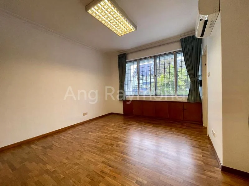 6 Bed Terraced House (Landed) for Rent in  Savoy Park - Image 6