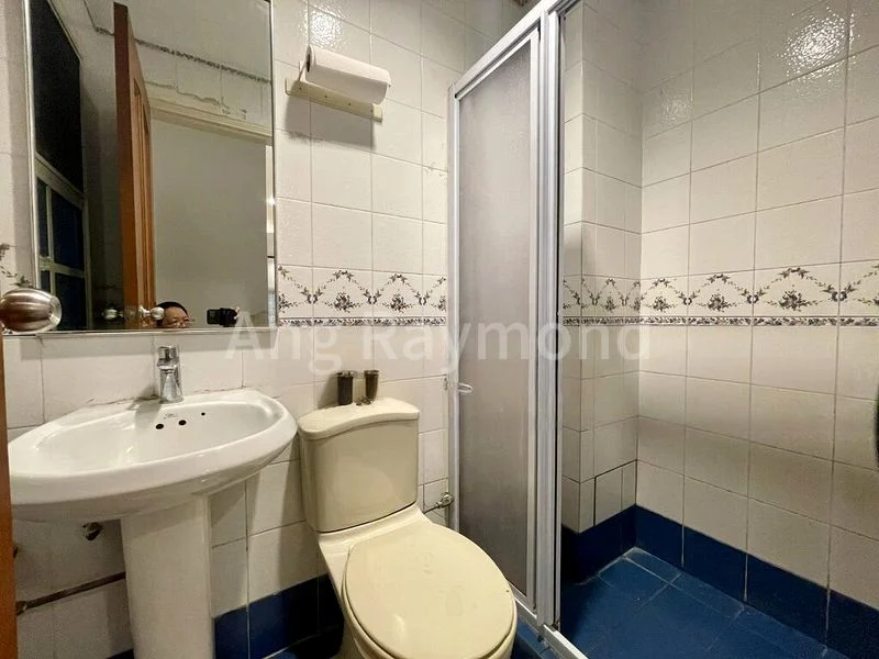 6 Bed Terraced House (Landed) for Rent in  Savoy Park - Image 4