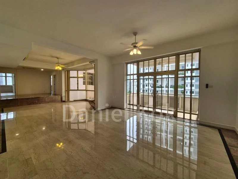 4 Bed Condo for Rent in  Leonie Condotel - Image 17