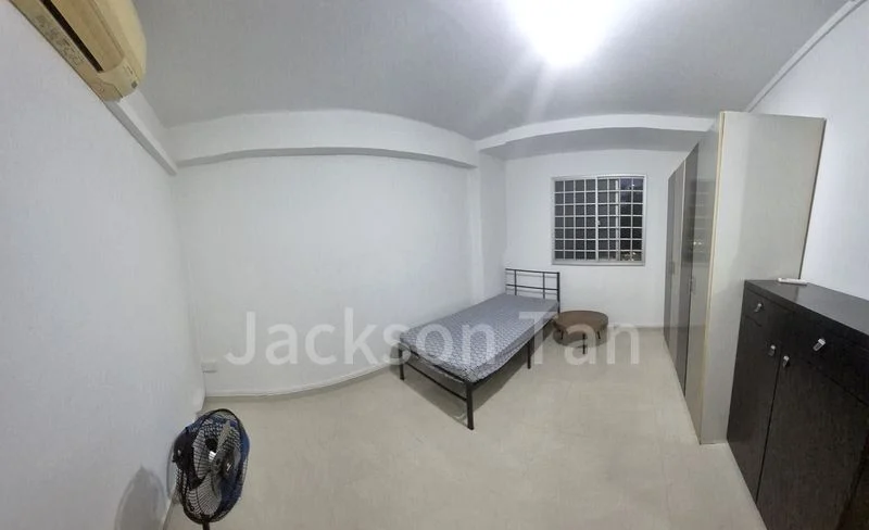 Common Room (HDB) for Rent in 631 Hougang Avenue 8 - Image 1