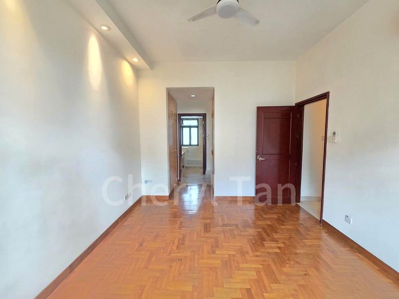 4 Bed Condo for Rent in  The Hillside - Image 8