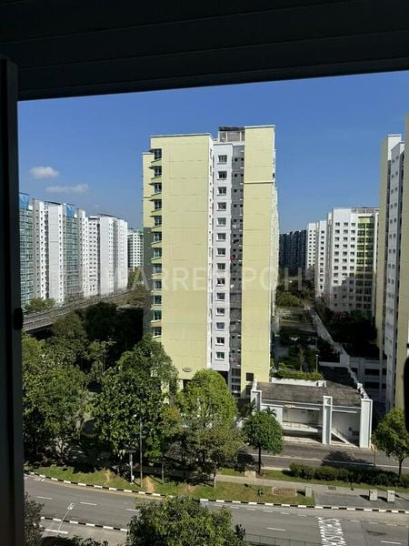 5 Room (5I) HDB for Sale in  175D Punggol Field - Image 11