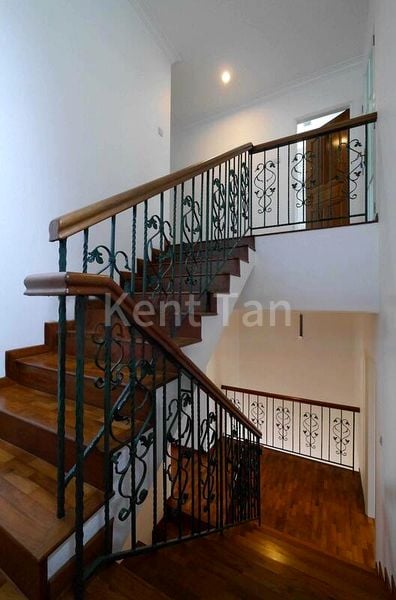 6 Bed Corner Terrace (Landed) for Rent in  Hoover Park - Image 15