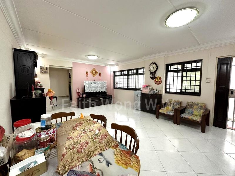 4 Room (4A) HDB for Sale in 7 Pine Close - Image 3