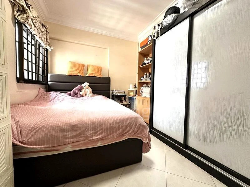 4 Room (4A) HDB for Sale in 7 Pine Close - Image 6