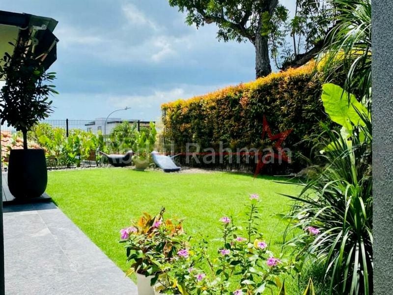 5 Bed Bungalow (Landed) for Sale in Frankel Estate - Image 1