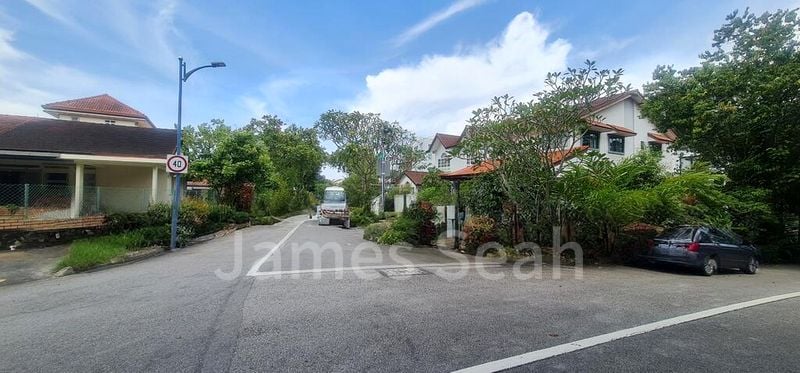 4 Bed Semi-Detached House (Landed) for Sale in  Jalan Bumbong - Image 7