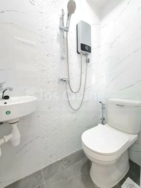 Common Room (Condo) for Rent in  Aquarius By The Park - Image 1