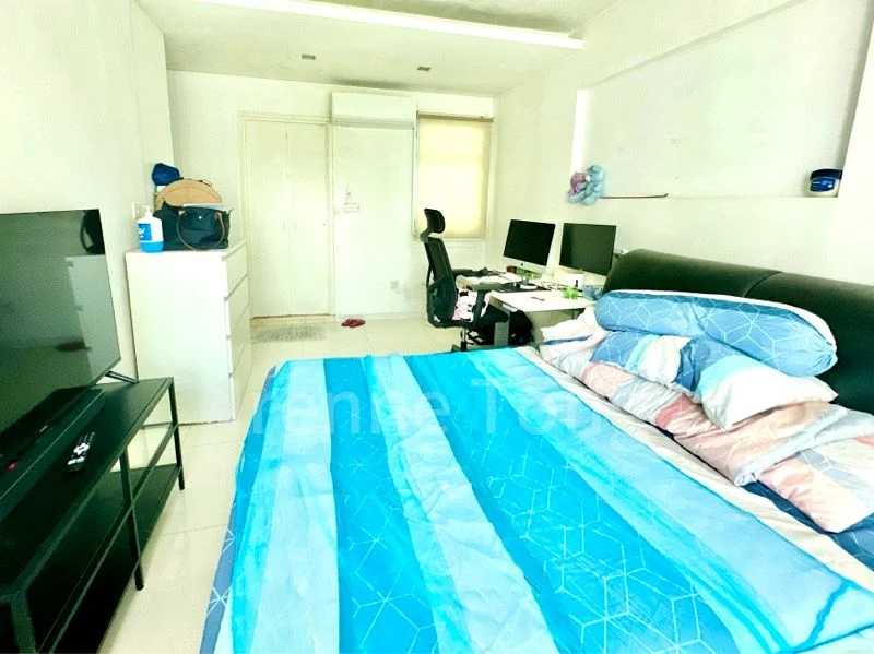 5 Room (5I) HDB for Sale in  203B Punggol Field - Image 5