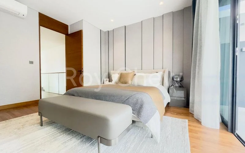 5 Bed Corner Terrace (Landed) for Sale in  Mount Rosie Road - Image 3