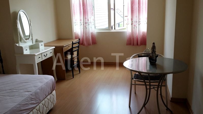 Common Room (Landed) for Rent in  Sennett Estate - Image 1