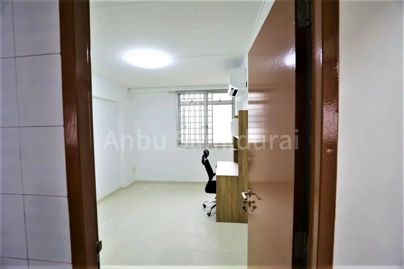 4 Room (4S) HDB for Rent in  137 Simei Street 1 - Image 11