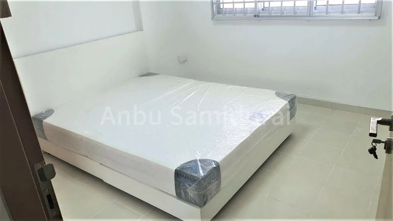 4 Room (4S) HDB for Rent in  137 Simei Street 1 - Image 8