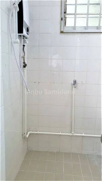 4 Room (4S) HDB for Rent in  137 Simei Street 1 - Image 1