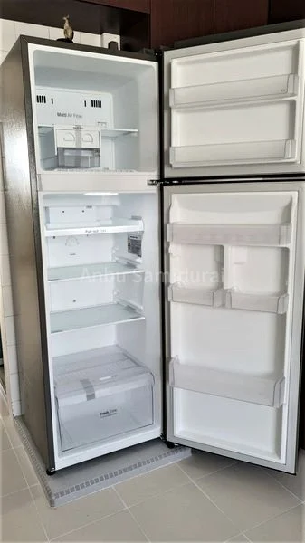 4 Room (4S) HDB for Rent in  137 Simei Street 1 - Image 2