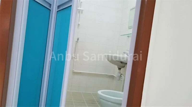 4 Room (4S) HDB for Rent in  137 Simei Street 1 - Image 9