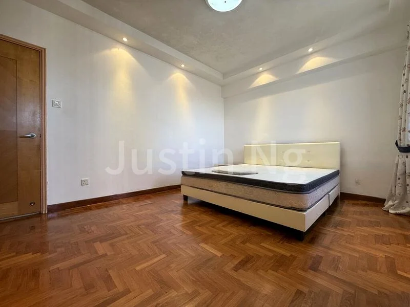 3 Bed Condo for Rent in  Kensington Park Condominium - Image 6